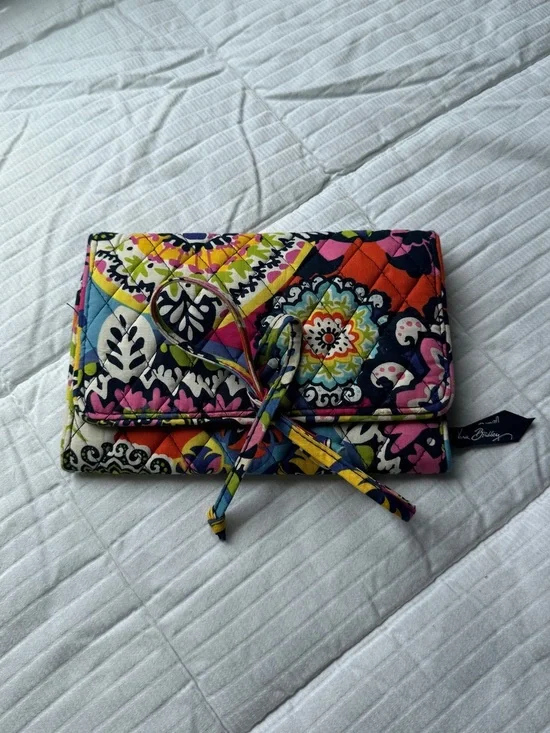 Vera Bradley multicolored quilted jewelry organizer