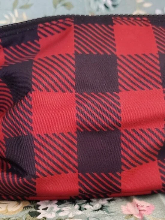 Maurices Red & Black Buffalo Plaid Toiletry Cosmetic Case NWOT