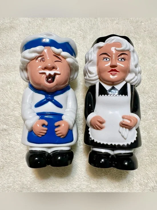 Vintage 90s Novelty Chef and Maid Sound Salt and Pepper Shakers Battery Operated