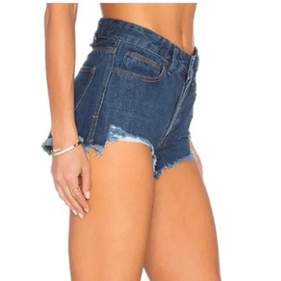 Free People Logan Denim Cut Off Rinse Wash Shorts