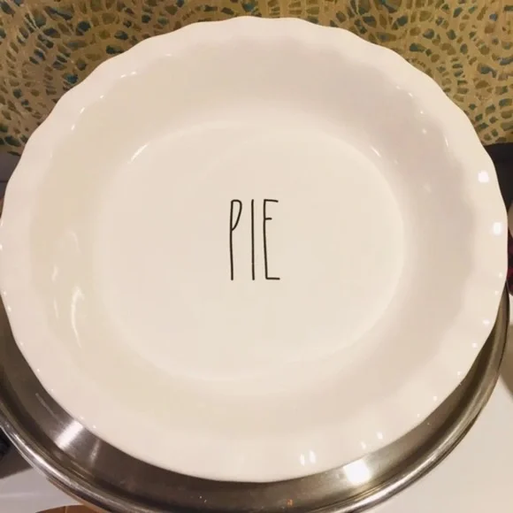 NWT Rae Dunn PIE Dish Plate Thanksgiving Dessert