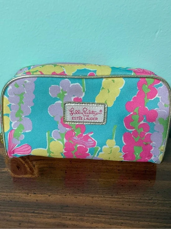Lilly Pulitzer for Estée Lauder make up bag zippered snap dragon floral toiletry