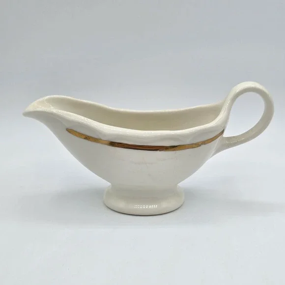 RARE HOMER LAUGHLIN FIESTA WARE WHITE Gold STRIPED GRAVY BOAT USA‎