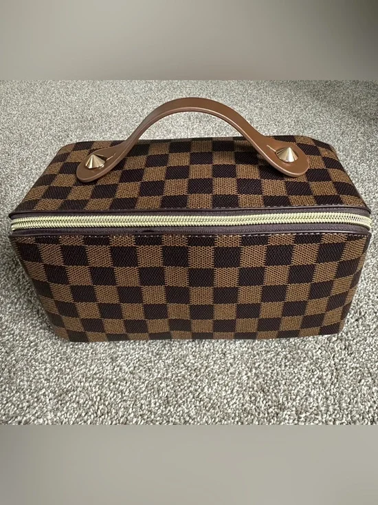 NWT Emmafy Lay Flat Makeup Bag
