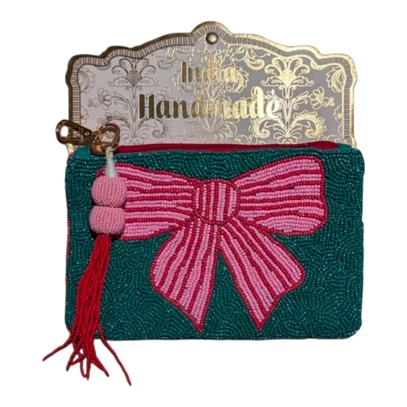 💕▪️Wandering Moon ▪️Handmade Beaded Coin Pouch with Pink Bow
