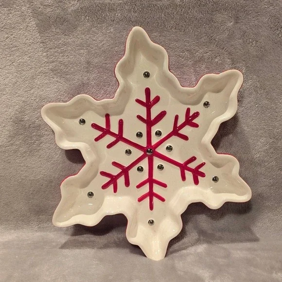 Hallmark Snowflake Ceramic Dish  Red/White Xmas Holiday Candy Trinket Bowl‎ 7.5