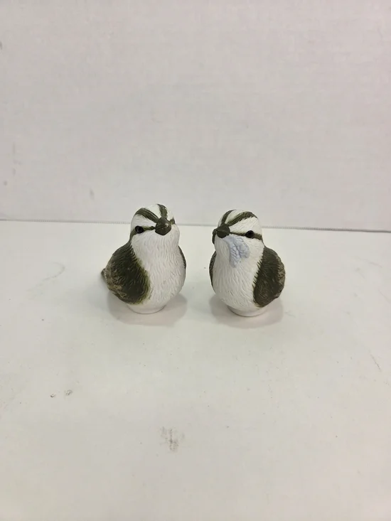 Pfaltzgraff Naturewood Sculpted Sparrows Bird Salt and Pepper Shakers 2 piece