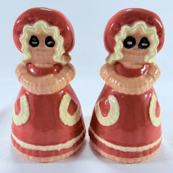 Vintage 1970s Ceramic Burlap Rag Doll Salt &‎ Pepper Shaker Set