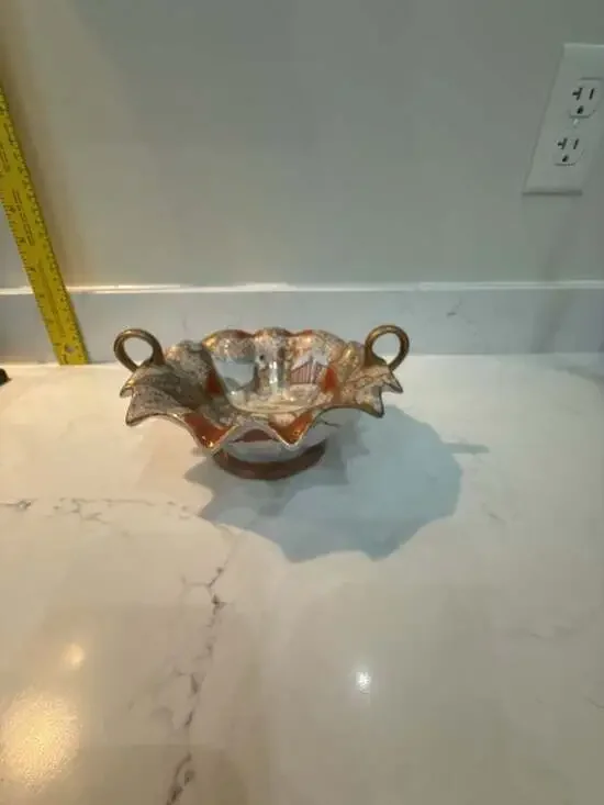 Vintage Japanese Geisha Girl Porcelain Footed Handled Scalloped Bowl