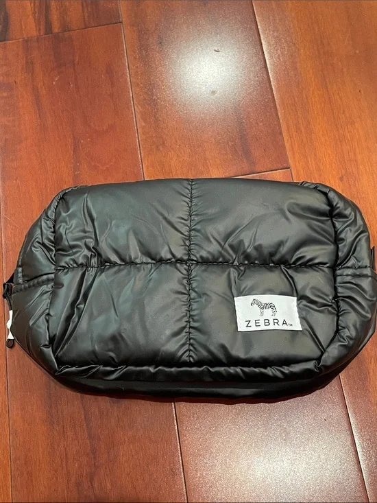 THE PUFF BY ZEBRA BAG