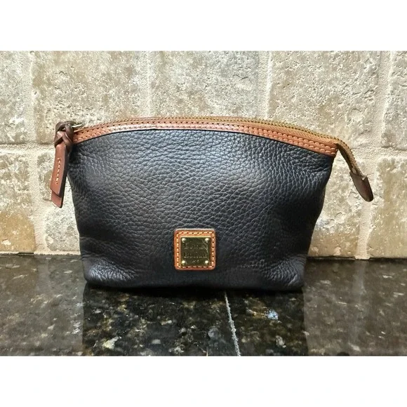 Dooney & Bourke Black Travel Makeup Cosmetic Bag Zippered Pouch Purse
