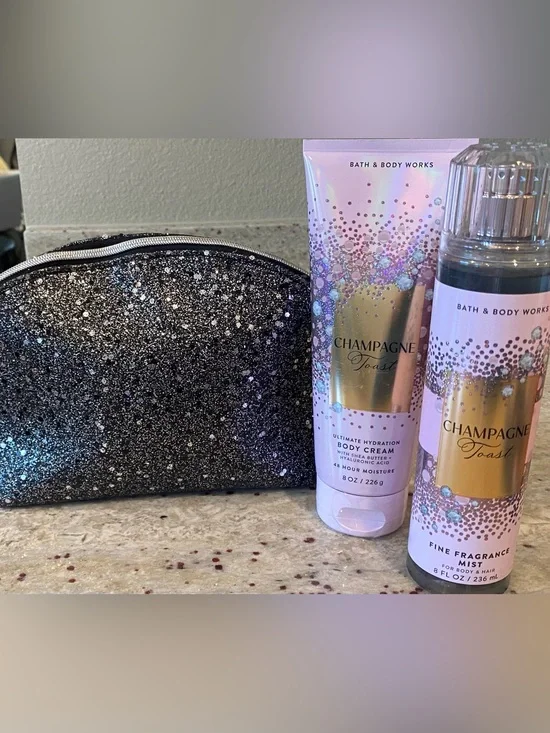Lancôme Beauty Bag gift set - BBW Champagne Toast Body duo w/ Luxe Lancôme pouch