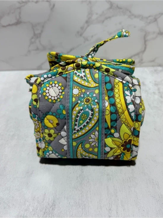 Vera Bradley fold up travel Jewelry carrier