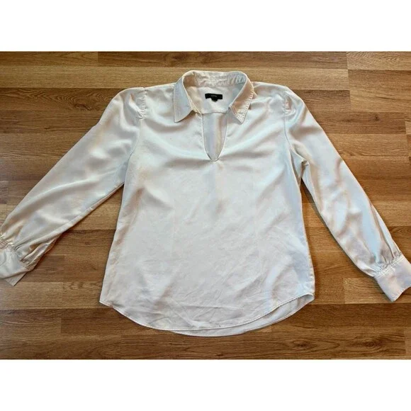 J Crew Size M Cream Long Sleeve V-neck Satiny Blouse Classy Minimal Feminine