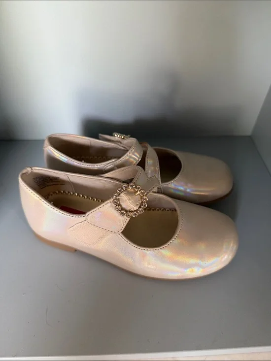 Girls' Pearl Mary Jane Dress Shoes with Decorative Buckle