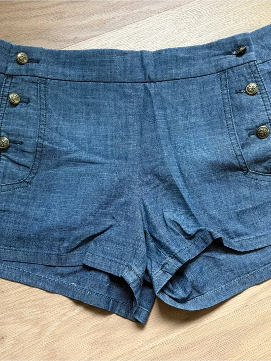 J. Crew chambray Sailor Short with Brass Buttons sz 4