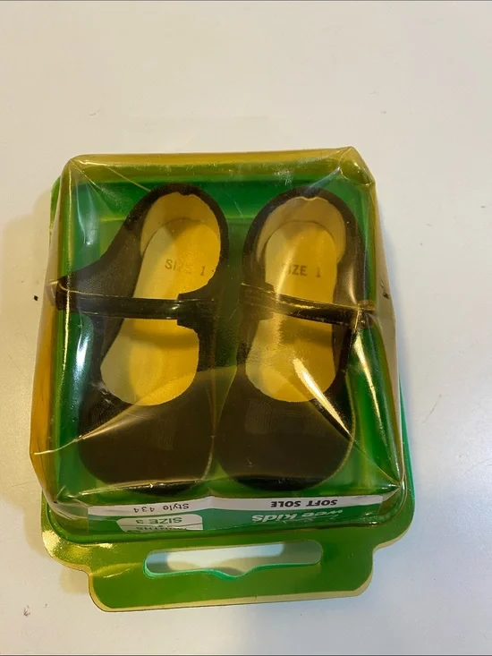 Vintage Classic Black Mary Jane Kids Shoes - Size 1