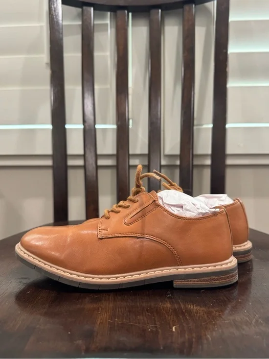 Kenneth Cole Boy’s Tan Leather Derby Shoes