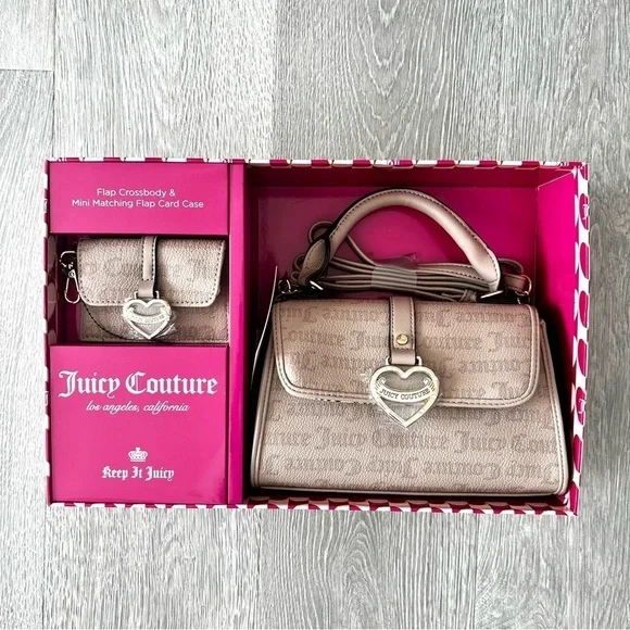 Juicy Couture FLAP CROSSBODY SET