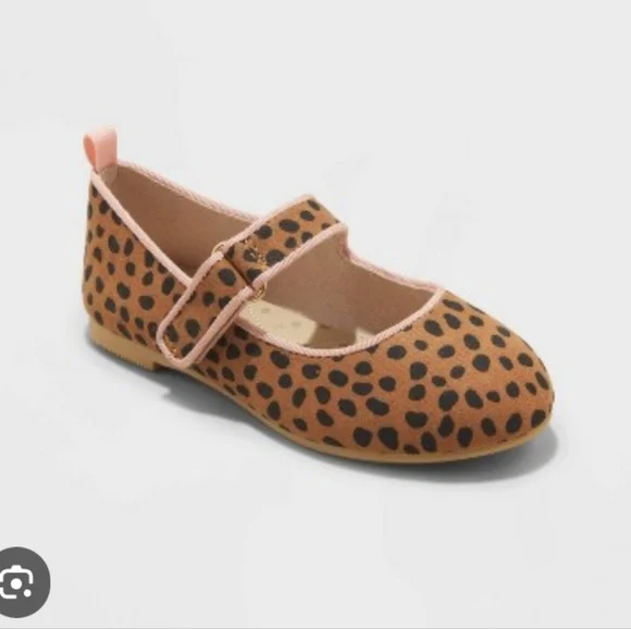 ❤️10/$40 new leopard Mary Jane Kids Shoes