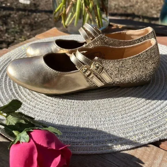 🔥4/$25 American Eagle Girls Gold Metallic Glitter Mary Jane Flats Size 5