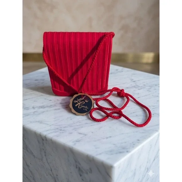 Vintage La Regale‎ Red Pleated Satin Crossbody Evening Bag NWT Coquette Glamour