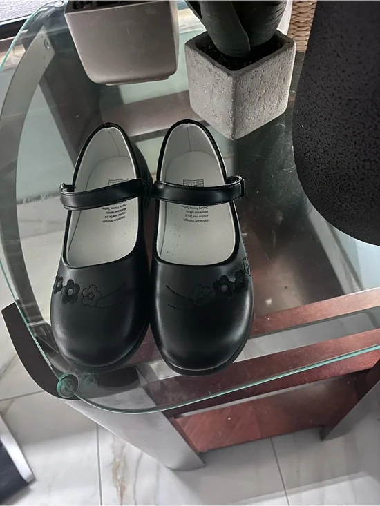 Girls Black Mary Jane Dress Shoes with Floral Accent