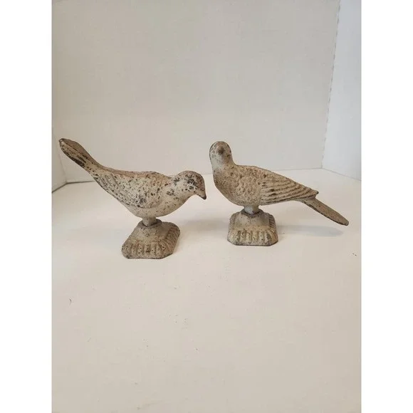 2 Vtg Cast Iron Bird Figurines Doves Rustic Farmhouse Doorstops Bookends Decor