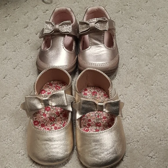Gold Toddler Shoes with Bow