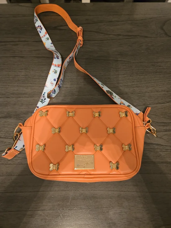 Alice in wonderland 70th anniversary crossbody handbag  Coral