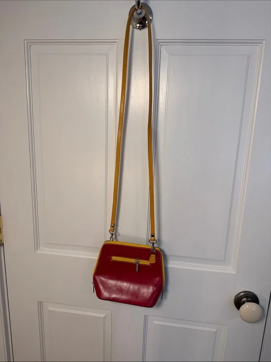 Vera Pelle Leather Women’s Crossbody Bag in Burgundy/ Red with Mustard Strap