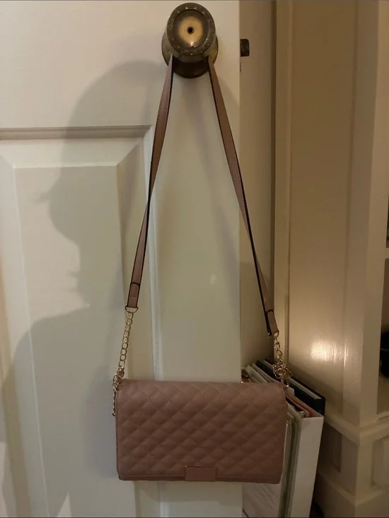 Quilted Crossbody Shoulder Bag in Dusty Rose