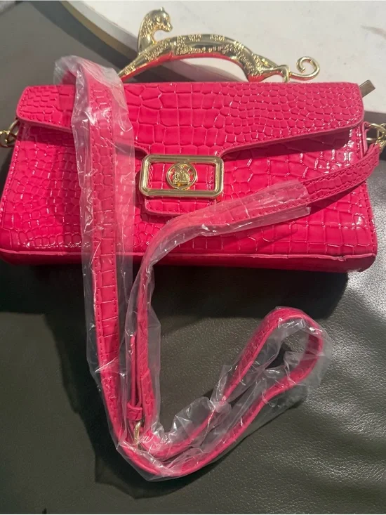 Faux Croc Embossed Crossbody Bag - Hot Pink