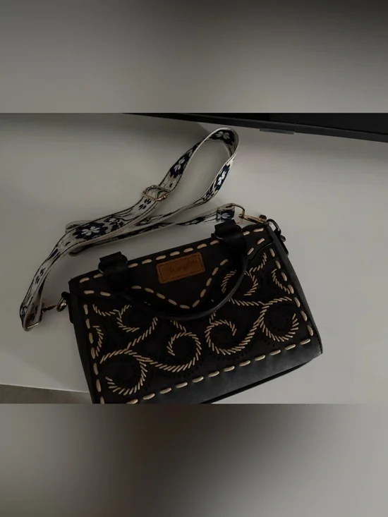Wrangler Black Embroidered Leather Crossbody Bag