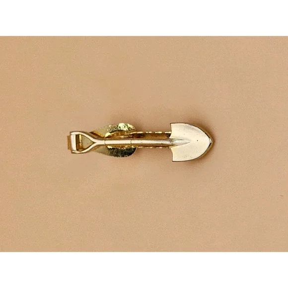 Vintage Spade Shovel D Handle Gold Tone Tie Clip Bar Small FREE $HIPPING!!
