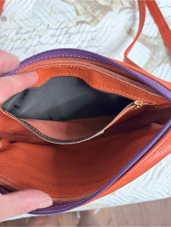 NWOT-KT Leather Designs-Leather Crossbody Bag in Orange w/Colorful Accents