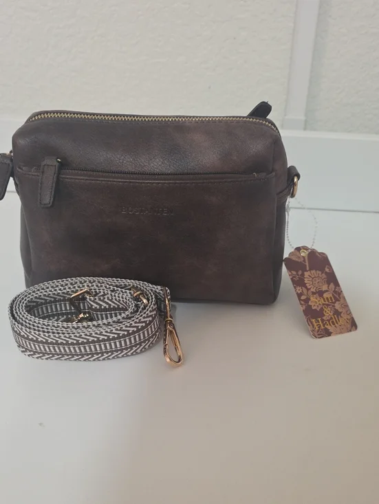 Brown Leather Crossbody Bag with Detachable Strap