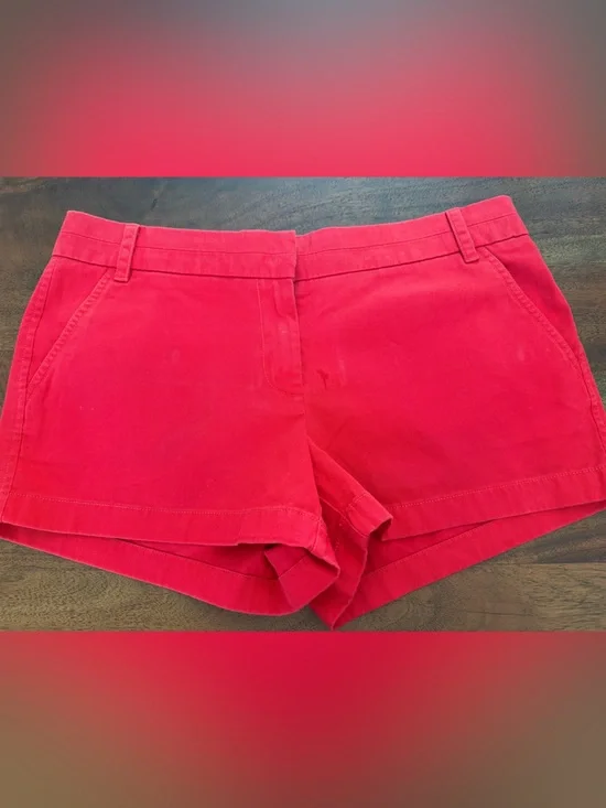 New with tag J. Crew Red Women’s Shorts size 10 with 3 inches inseam.