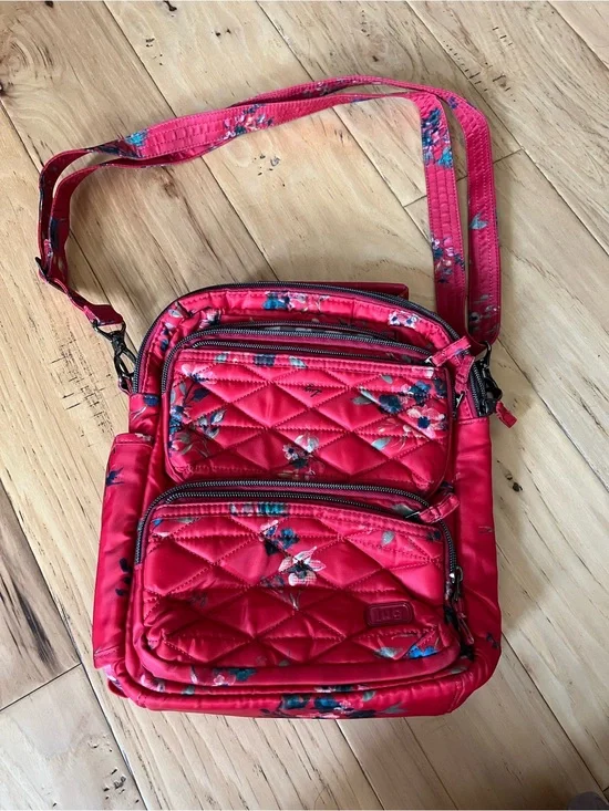 Lug Compass in “Bouquet Red”