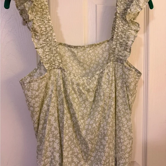 J Crew Sleeveless Ruffle Sleeve Blouse Green & White Floral M New w Tags $69.50