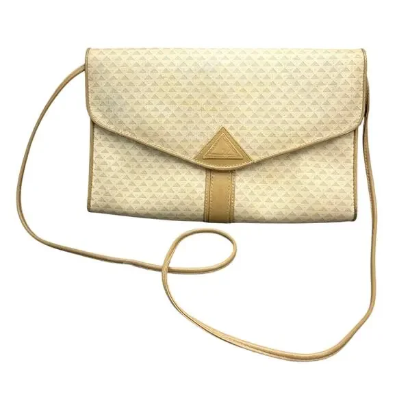 Liz Claiborne 1984 Vintage Tan Triangle Envelope Fold Over Shoulder Purse