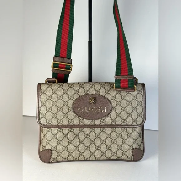 Authentic Gucci Neo GG Supreme Canvas Crossbody with Green & Red Web Strap
