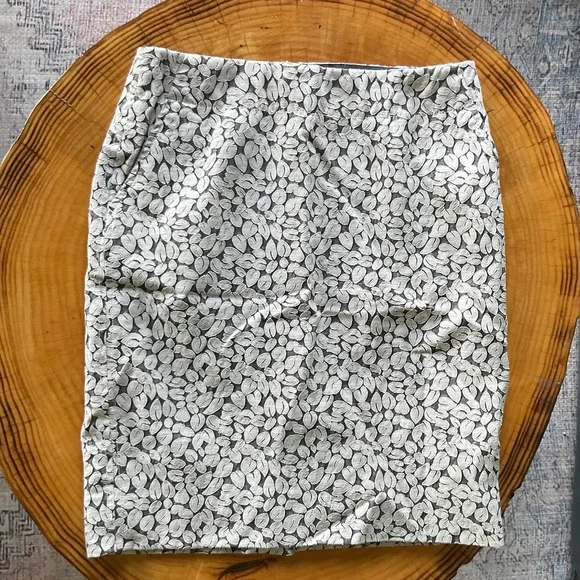J. Crew Gray/Blue Skirt Overlay Leaf Pattern Pockets Fully Lined