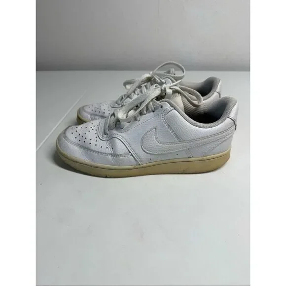 Nike Court Vision Men’s Size 6,5/ Women’s 8 White Athletic Sneakers CD5463-100