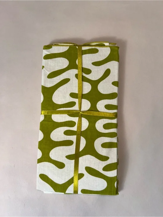 Green and White Abstract Cotton Napkins - Set