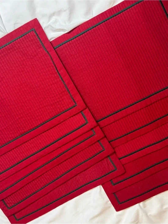 Red Pleated Placemats with Green Piping - Set of 10