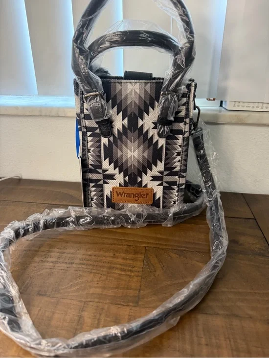 Wrangler black & white Aztec western print small crossbody tote bag purse new
