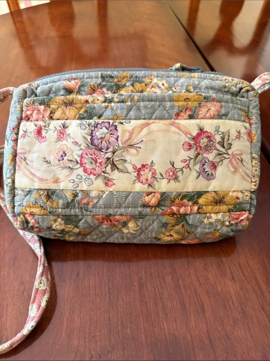Quilted Floral Crossbody Bag in Blue and Cream