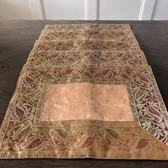 Set of 5 Vintage Brocade Placemats Gold Peach Paisley Metallic Floral Border NEW