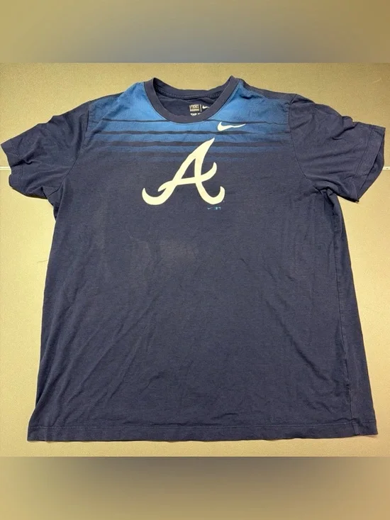 Nike Men's‎ Navy Atlanta Braves Logo Velocity Performance T-Shirt Size XL